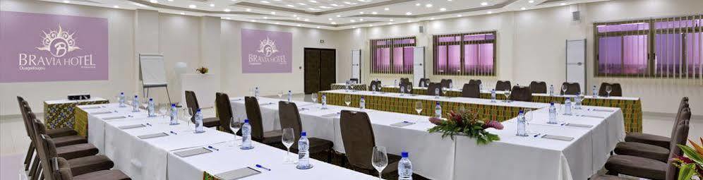 Bravia Hotel วากาดูกู ภายนอก รูปภาพ
