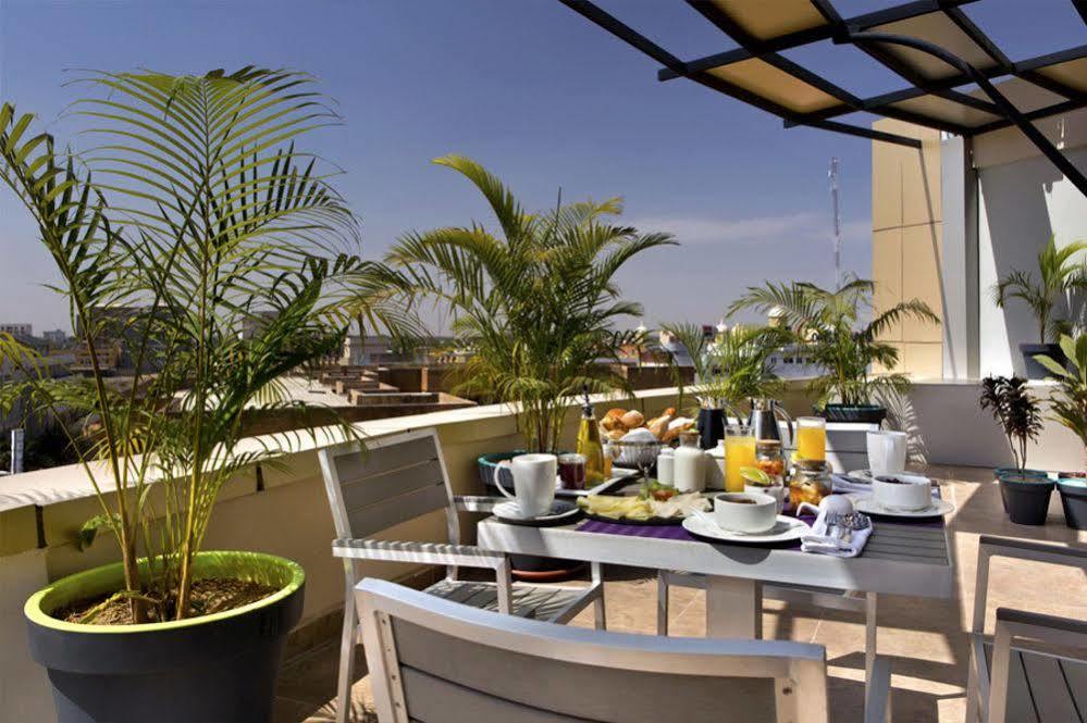 Bravia Hotel วากาดูกู ภายนอก รูปภาพ