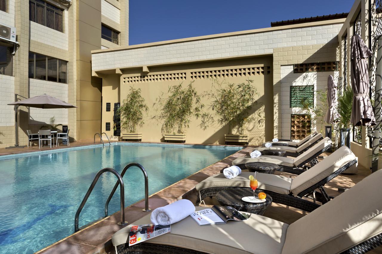 Bravia Hotel วากาดูกู ภายนอก รูปภาพ